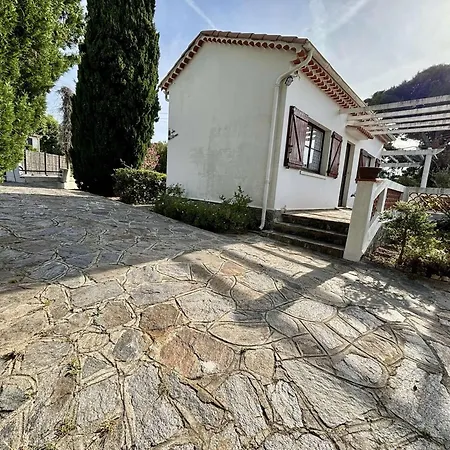 Maison 3 Pieces Avec Climatisation, Jardin Et Parking A - Fr-1-226b-221 Semesterbostad